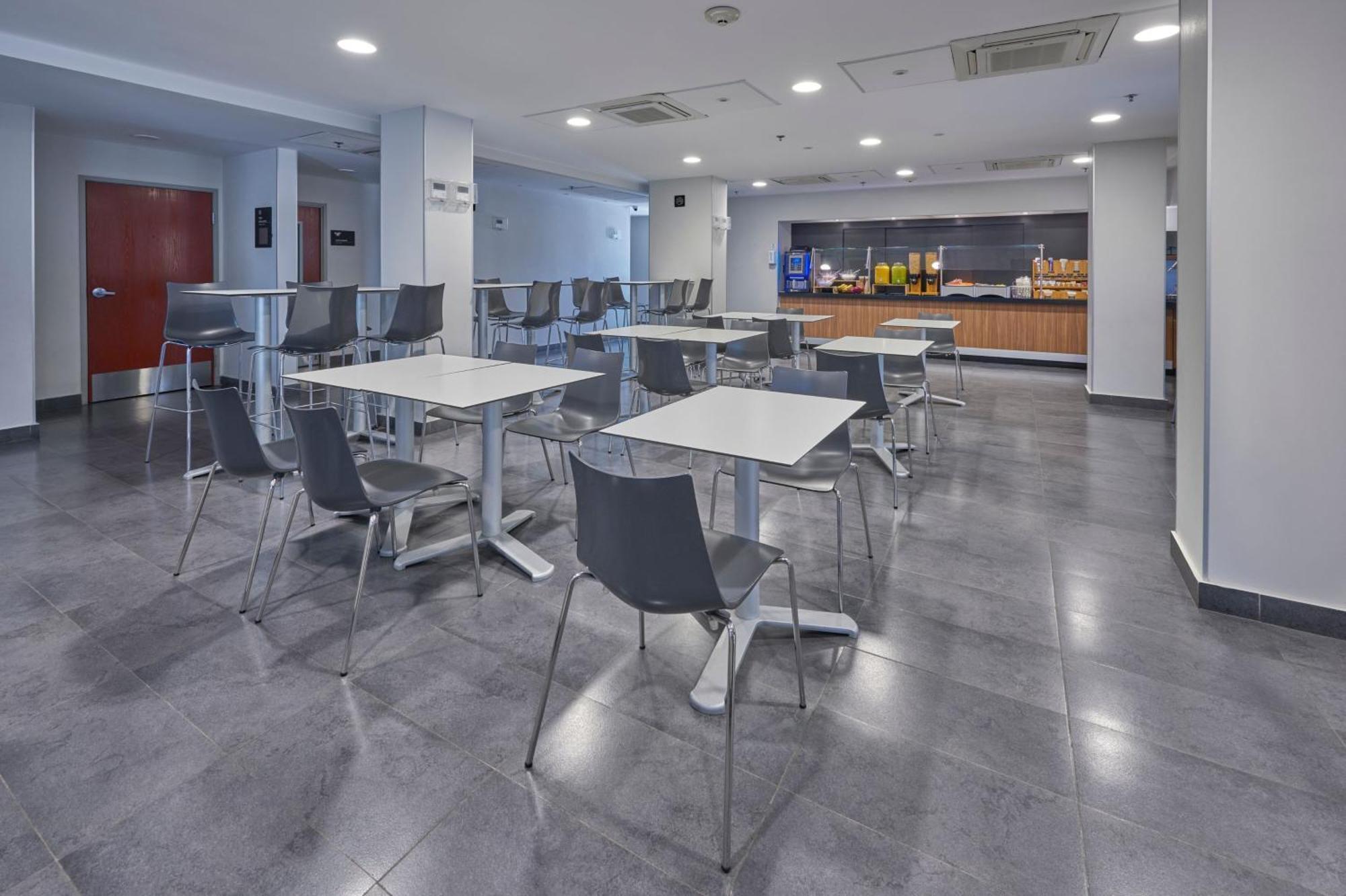 City Express By Marriott Tijuana Rio Exterior photo