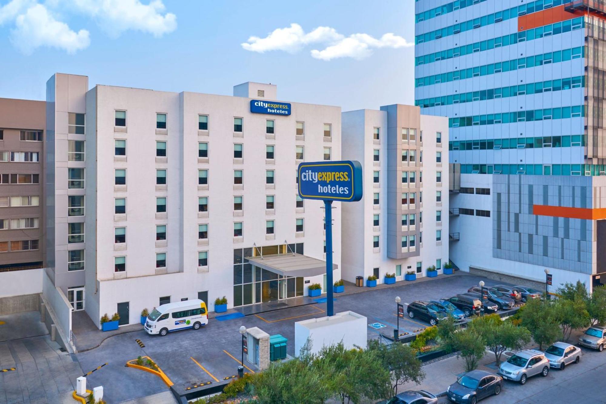 City Express By Marriott Tijuana Rio Exterior photo